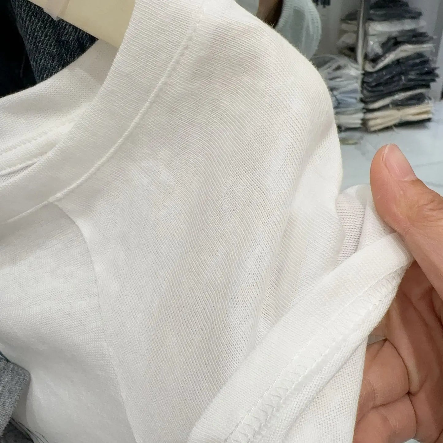Bamboo Cotton - Off-shoulder Short-sleeve T-shirt