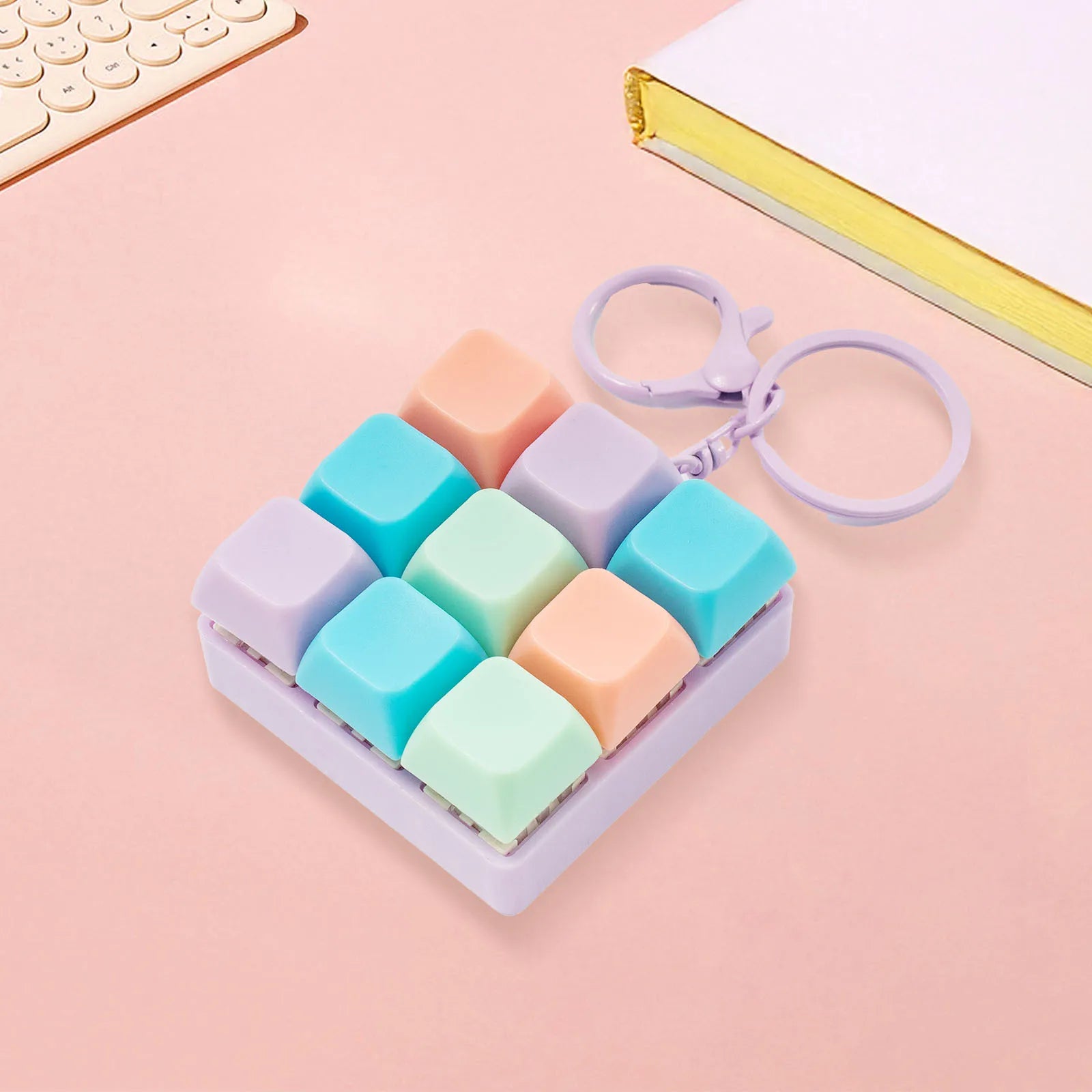 9 Keyboard Keys - Fidget Keychain