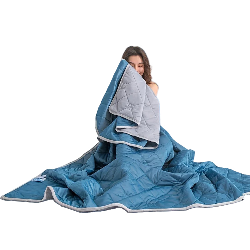 Lightweight, Ultra-Soft Summer Cooling Blanket