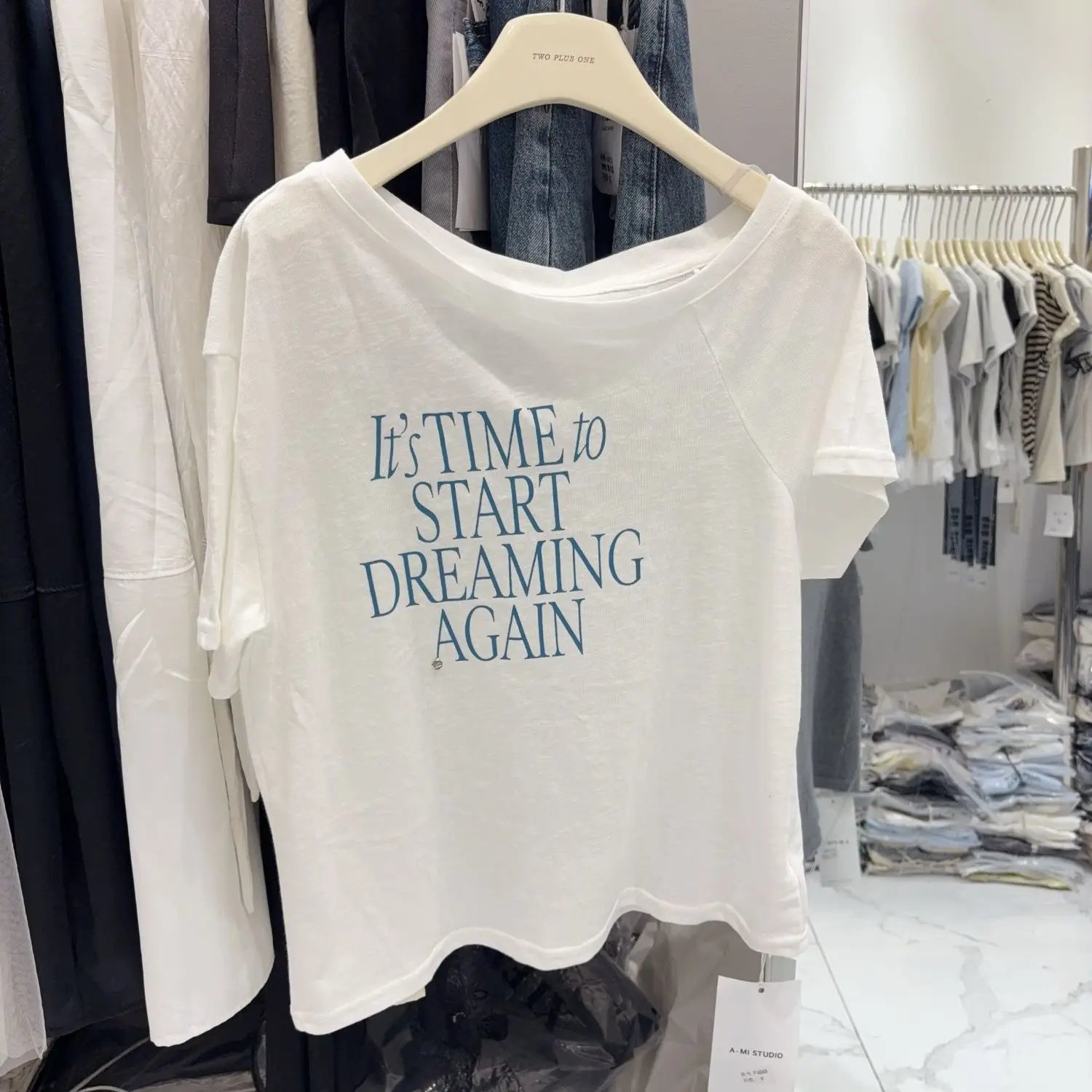 Bamboo Cotton - Off-shoulder Short-sleeve T-shirt