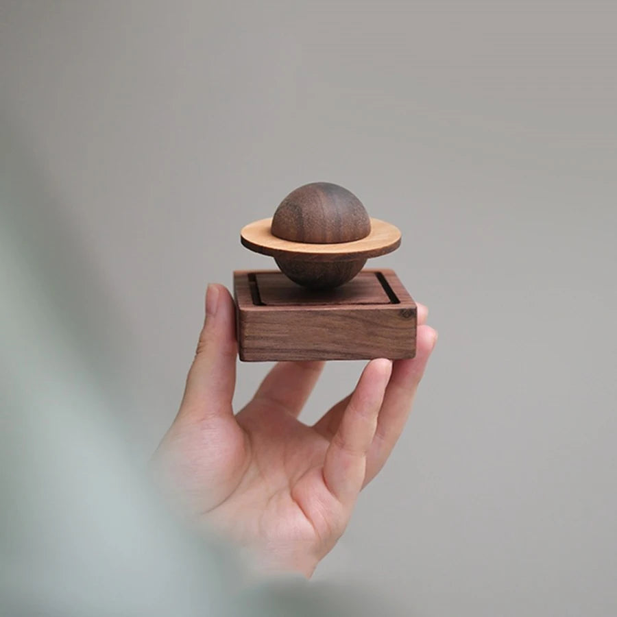 Wooden Jupiter Shaped - Essential Oil Diffusers