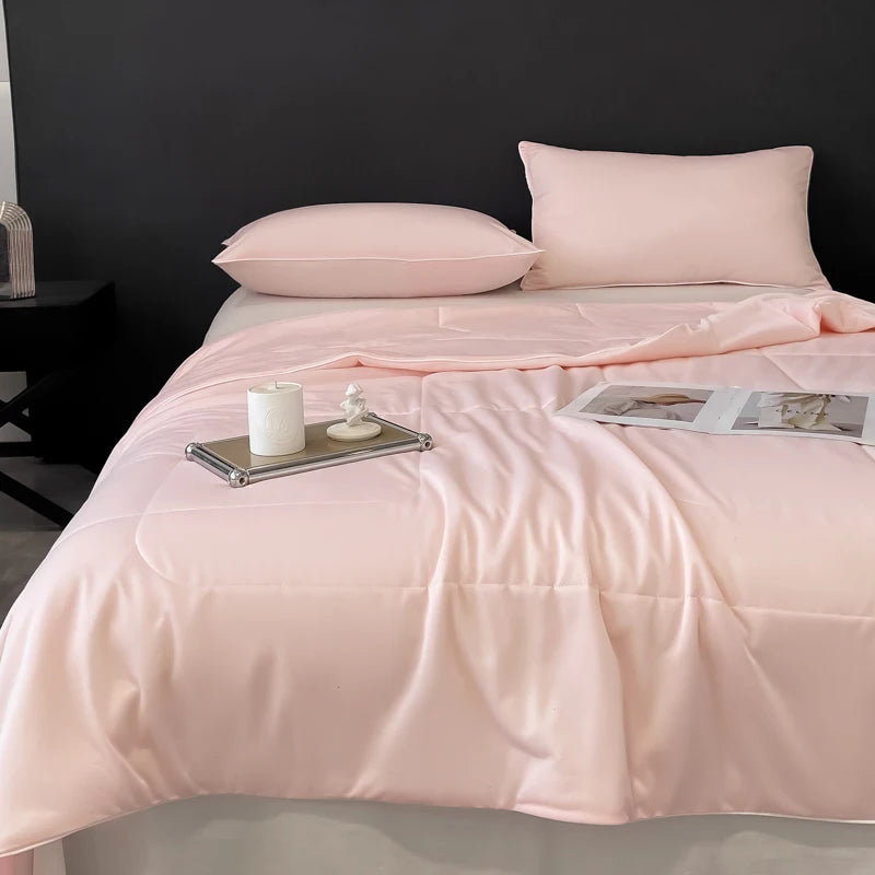 Lightweight Cooling Blanket